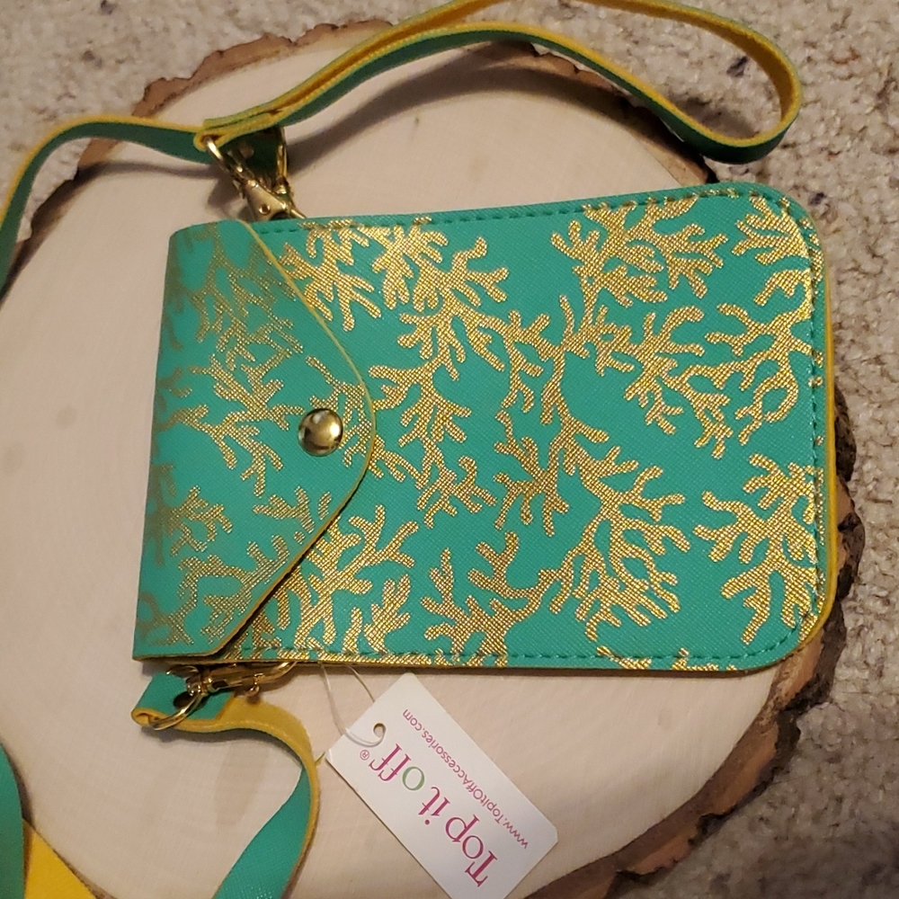 Top It Off Sea Design Gold & Green Color Crossbody Handbag NEW